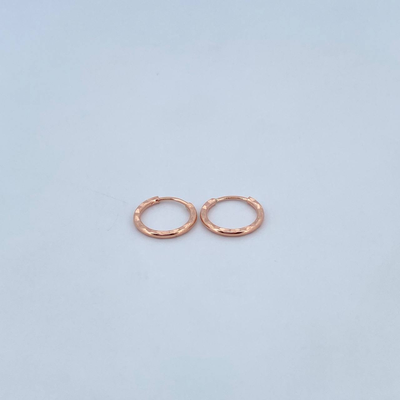 Candongas Aro Rayado 0.45gr / 1cm / Diamantado Oro Rosa 18K &