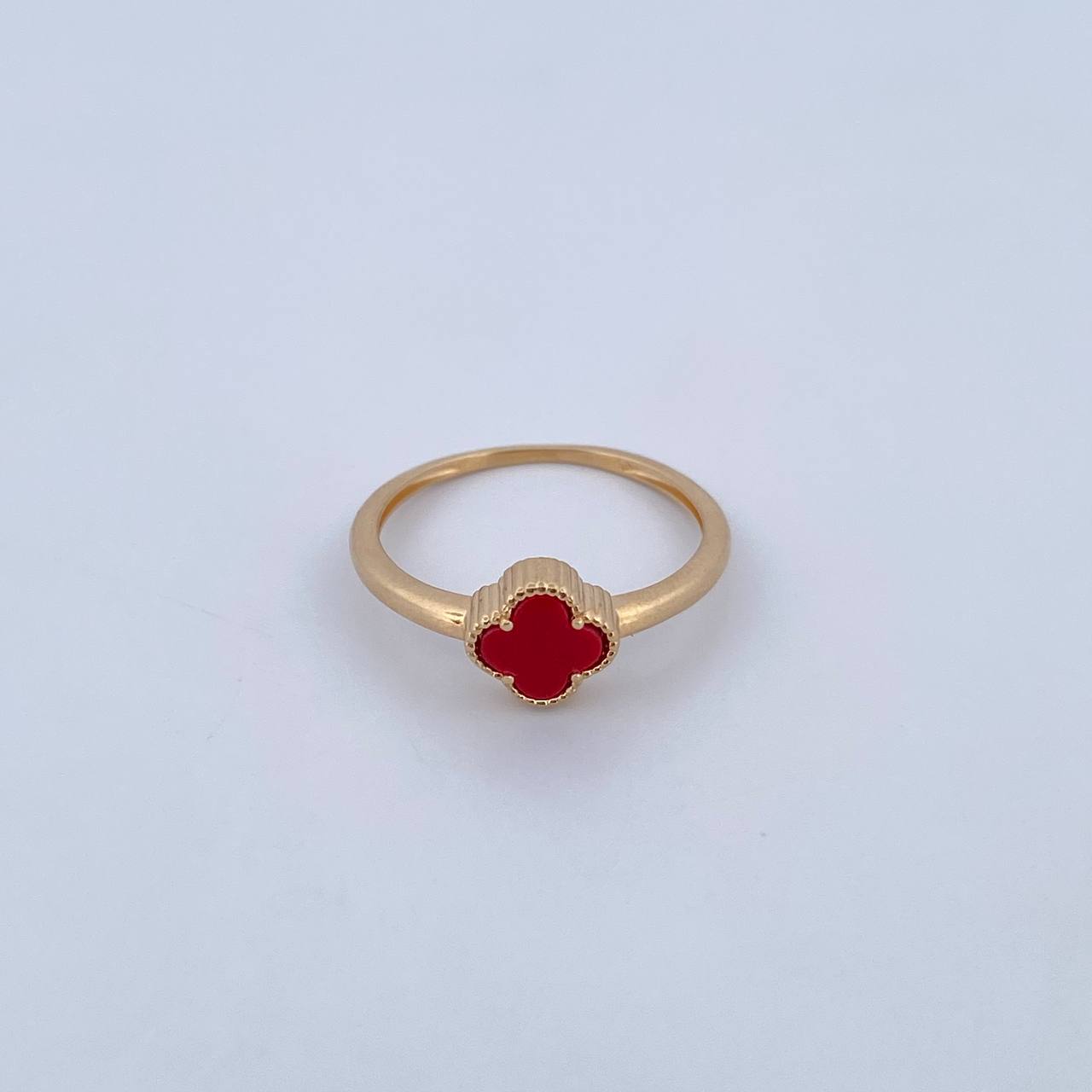 Anillo Trebol 2gr / T7 1/2 / Piedra Roja Oro Amarillo 18K &
