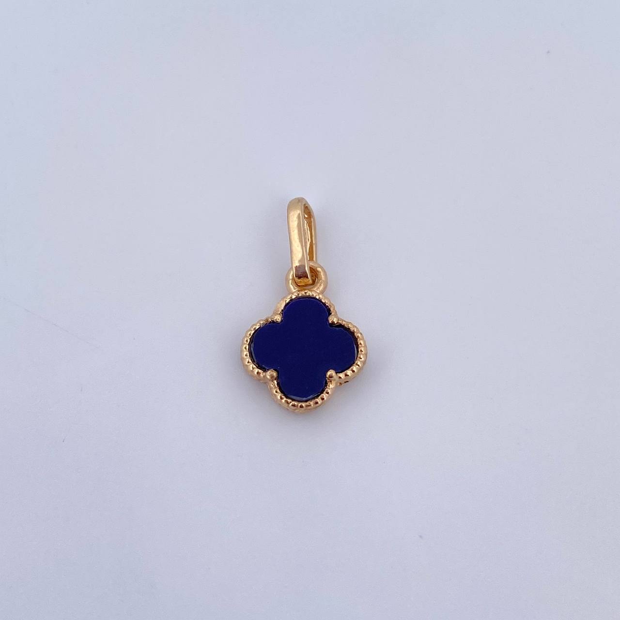 Dije Trebol 0.9gr / 1.7cm / Piedra Morado Oro Amarillo Nac.Esp. 18K &
