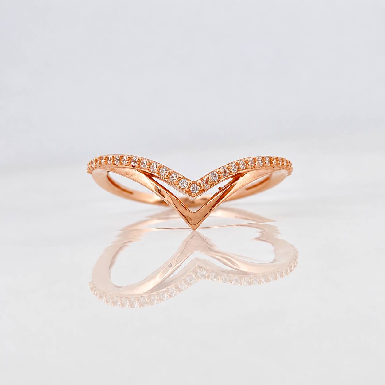 Anillo Tiara 2.3g / T7 Oro Rosa 18K