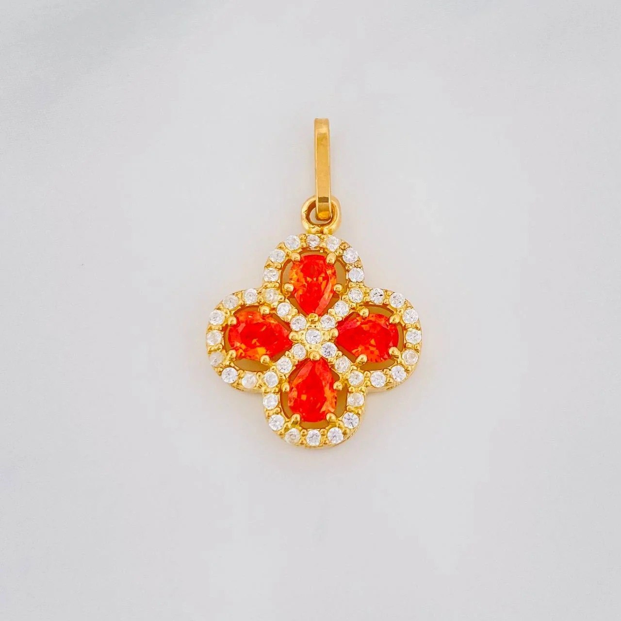 Dije Trebol 1.75g / 2cm Oro Amarillo 18K