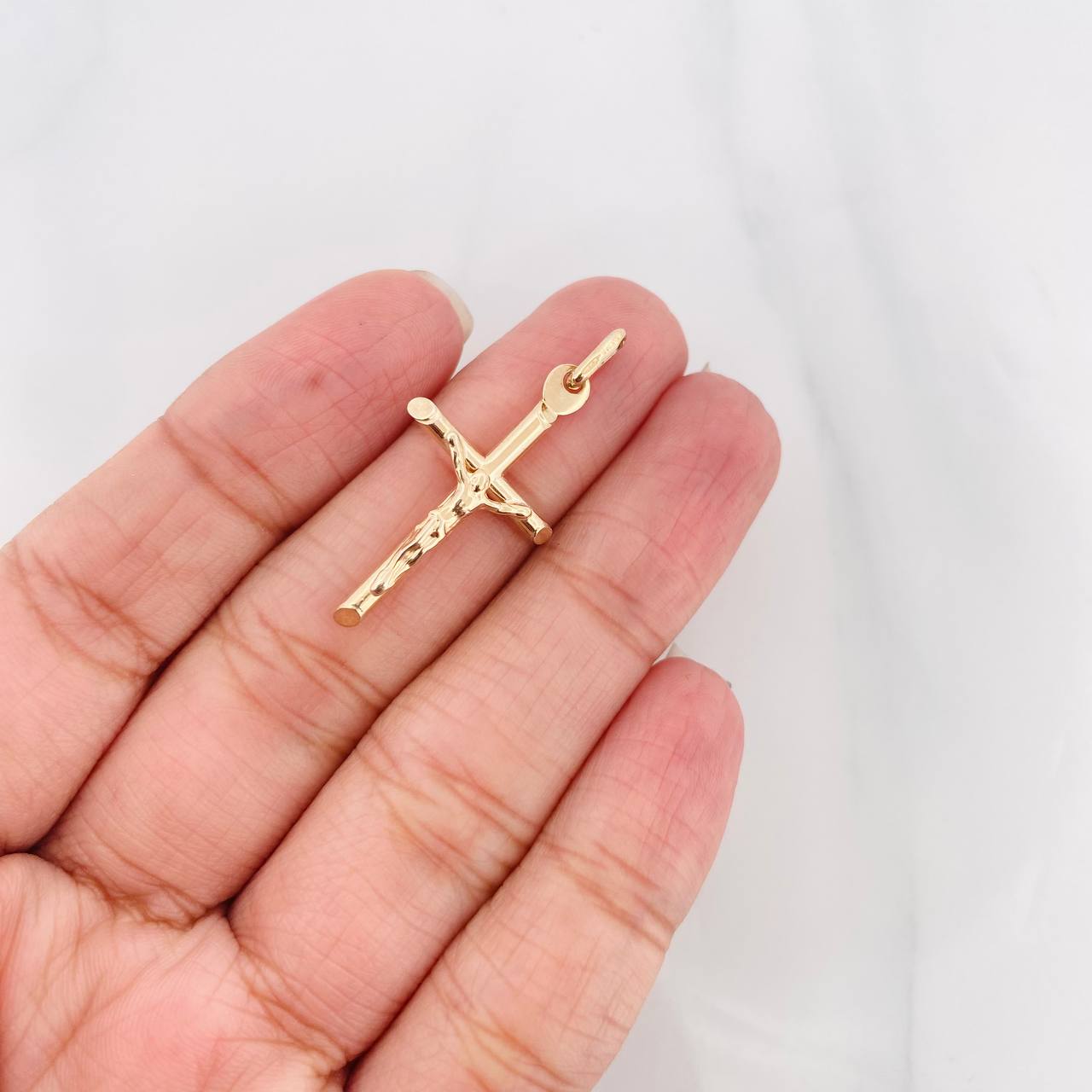 Dije Cruz Cristo 1.65g / 3.5cm Oro Amarillo 18K