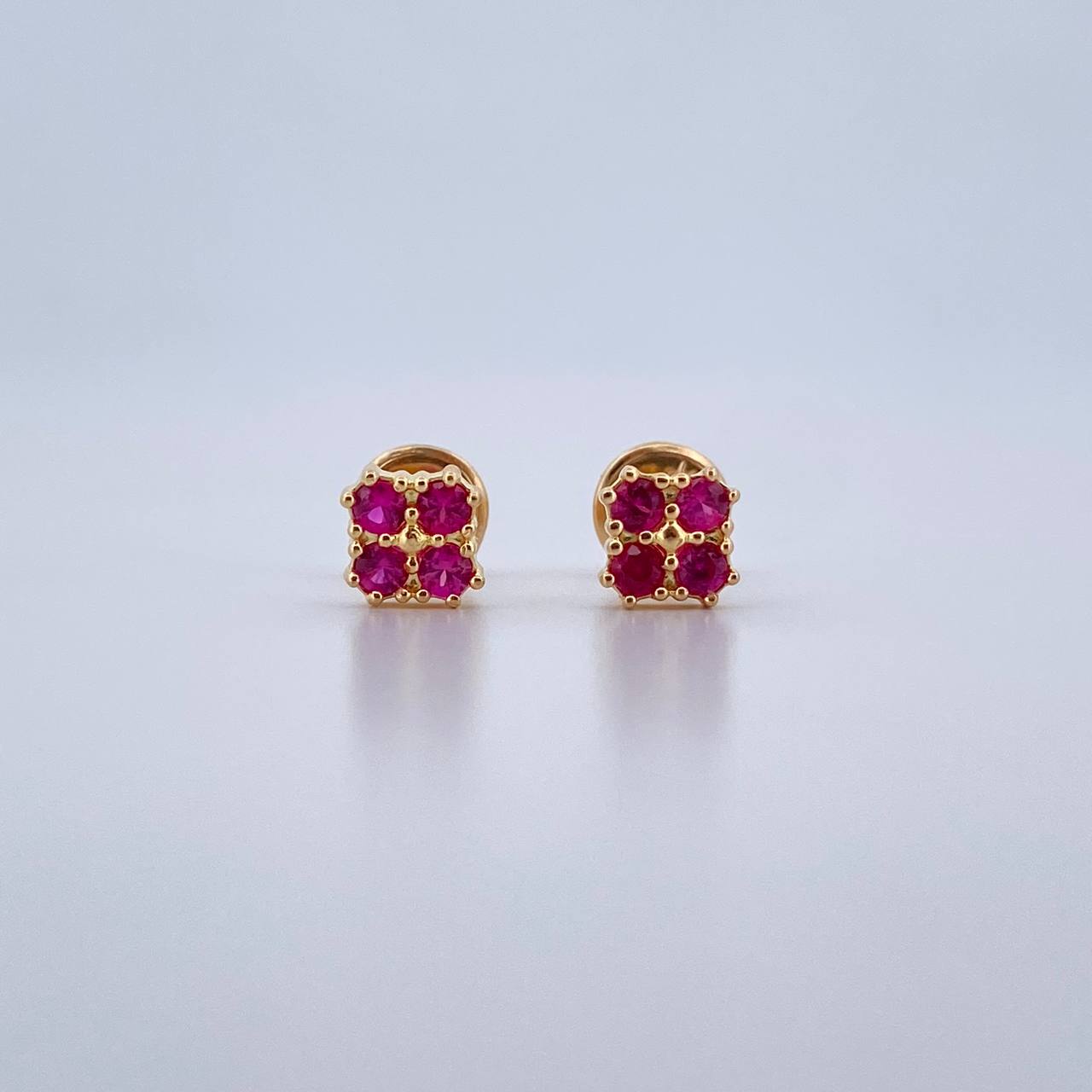 Topos Trebol 1gr / Circones Fucsias Oro Amarillo 18K &