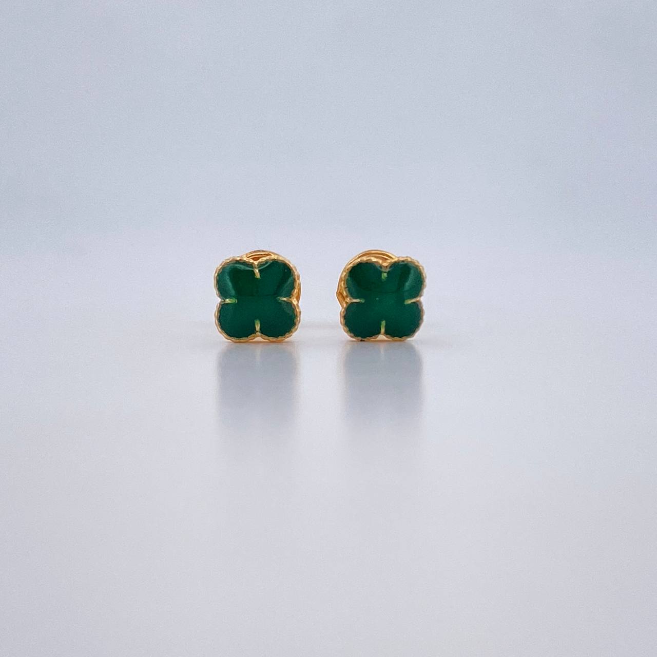 Topos Trebol 0.95gr / 5.5mm Resina Verde Oro Amarillo 18K &