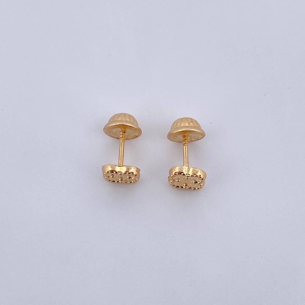 Topos Trebol 0.55gr / 5.3mm Lisos Oro Amarillo 18K &