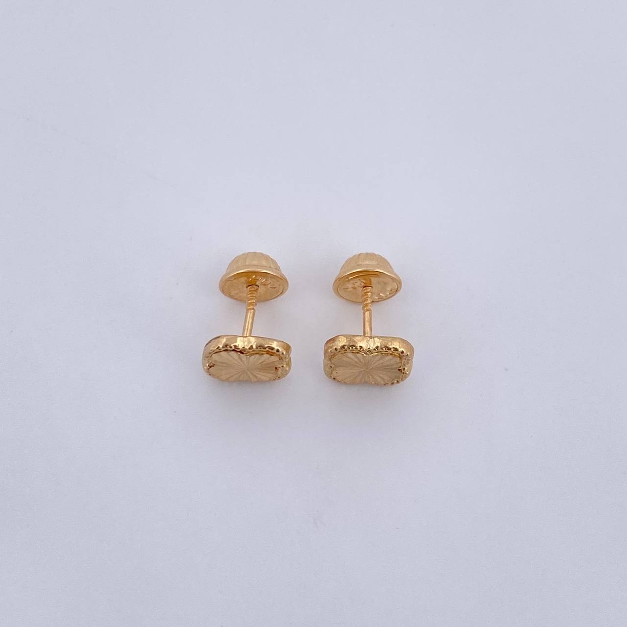 Topos Trebol 0.9gr / 7.1mm Diamantados Oro Amarillo 18K &