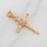 Dije Cruz Clavo 3.5g / 4cm Tres Oros 18K