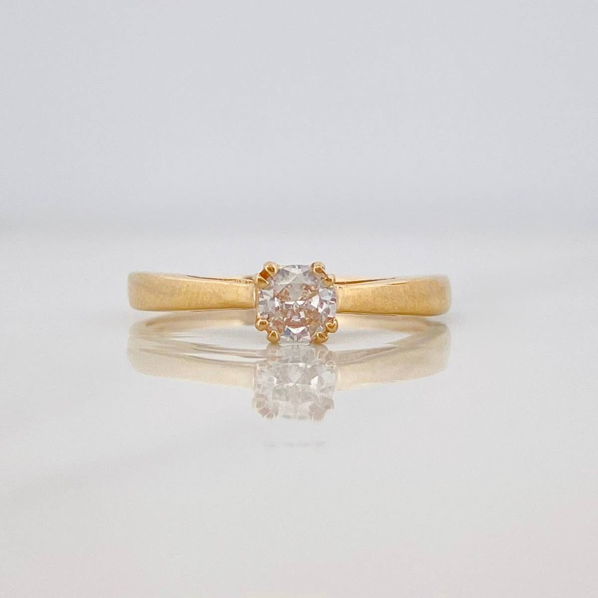 Anillo Solitario 2.2g / T8 1/2 Oro Amarillo 18K