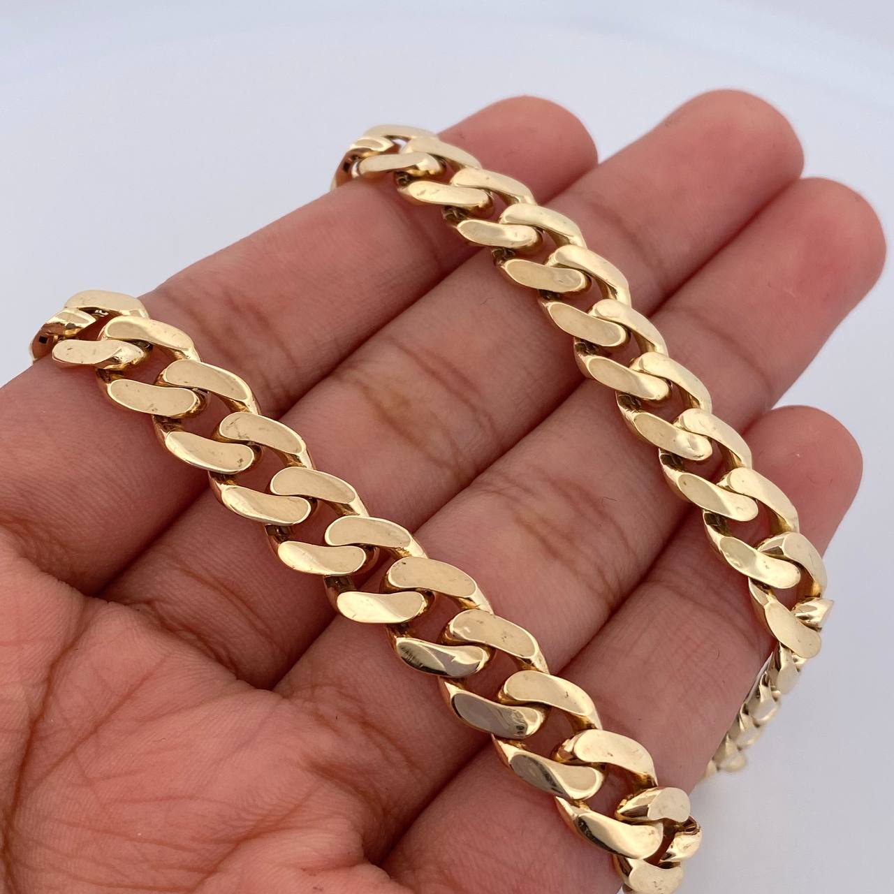 Cadena Cubana 30.15gr / 50cm / Oro 18K &