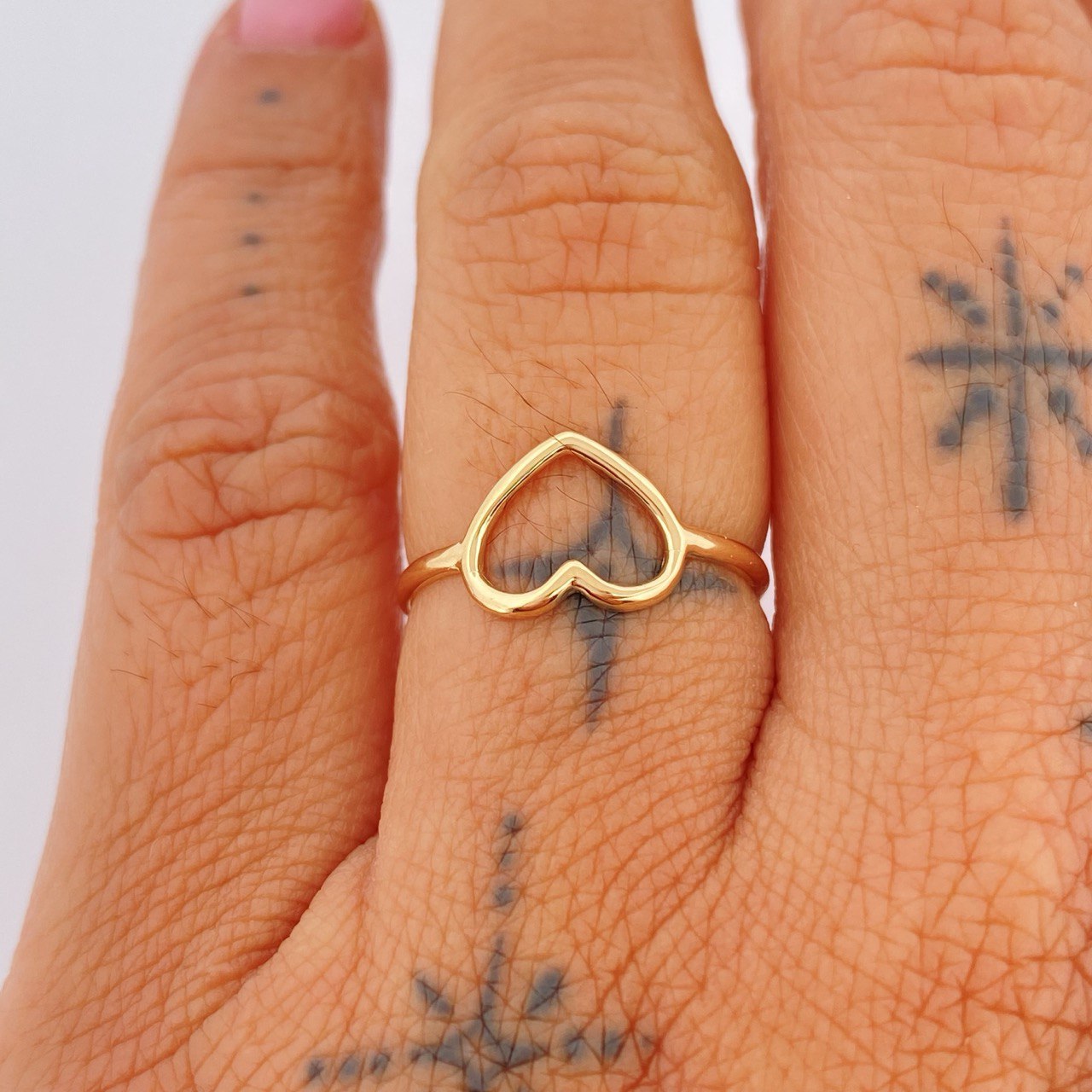 Anillo Silueta Corazon 1gr / T6 / Oro Amarillo 18K &