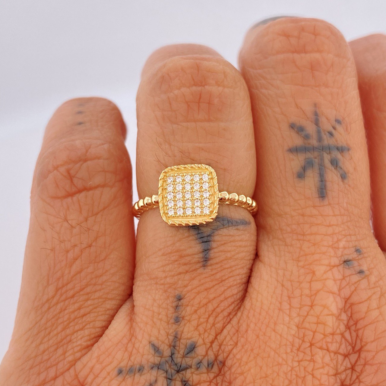 Anillo Cuadrado 2.15gr / T6 1/2 / Oro Amarillo 18K &