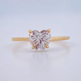 Anillo Corazon 1.45gr / T5 / Oro Amarillo 18K %