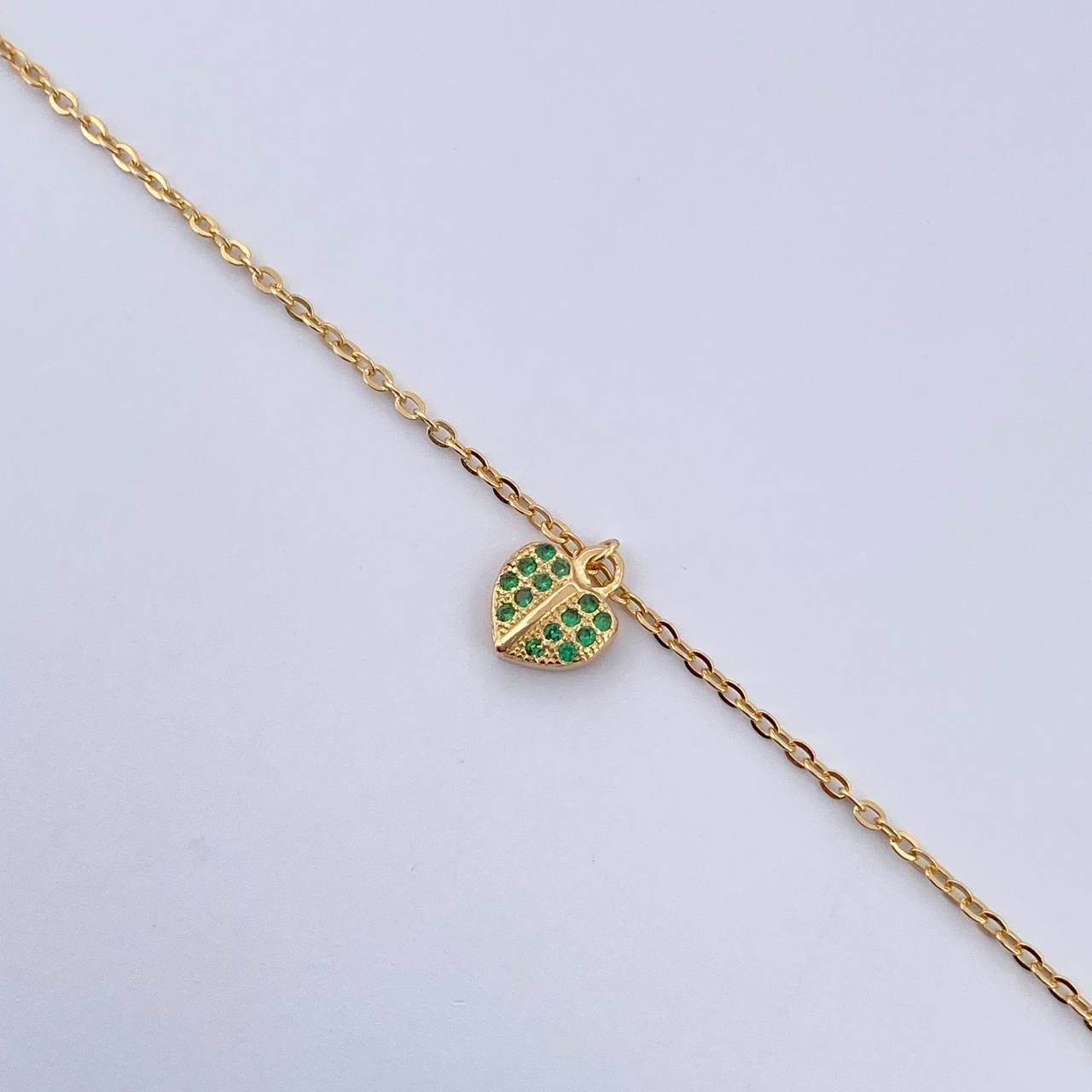 Tobillera Aro Seguido Corazon 2.15gr / 25.6cm / 4mm Bolas Diamantadas Circones Verdes Oro Amarillo 18K &