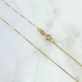 (Revision) Cadena Veneciana 0.85gr / 40cm / 0.5mm + Dije Cruz 0.3gr / 1.6cm Cargador Bordeado 1.15gr / Oro Amarillo 18K (Oferta)