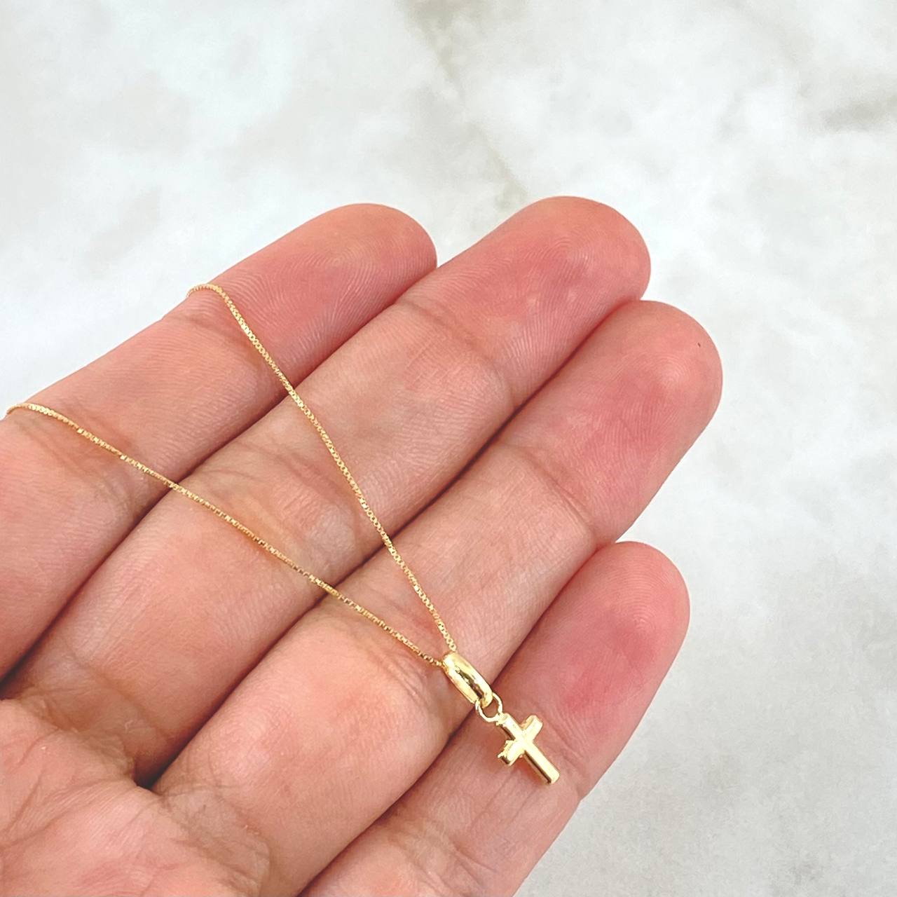 Cadena Veneciana 0.85gr / 40cm / 0.5mm + Dije Cruz 0.25gr / 1.6cm Lisa 1.1gr / Oro Amarillo 18K (Oferta)