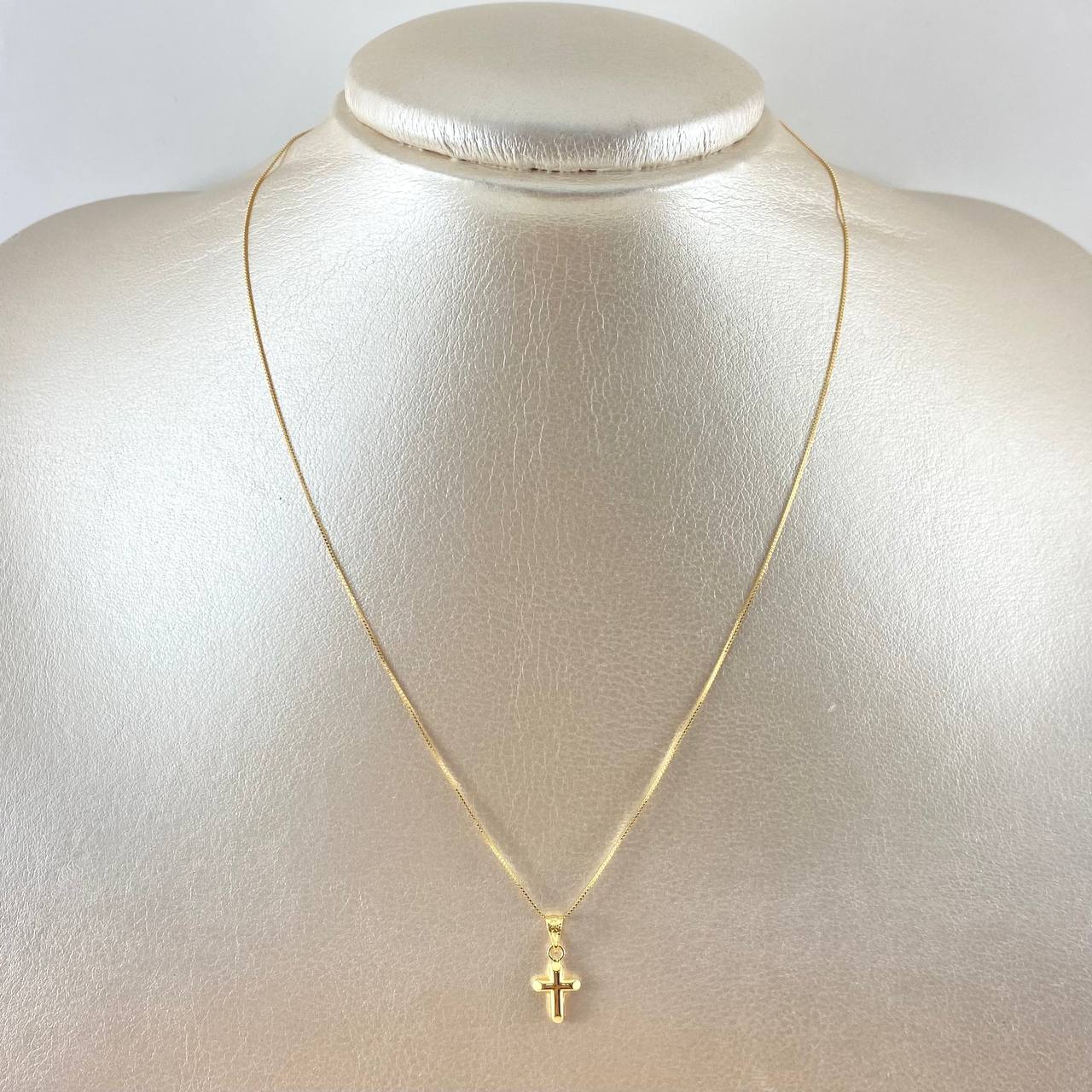 (Revision) Cadena Veneciana 0.85gr / 40cm / 0.5mm + Dije Cruz 0.3gr / 1.6cm Cargador Bordeado 1.15gr / Oro Amarillo 18K (Oferta)