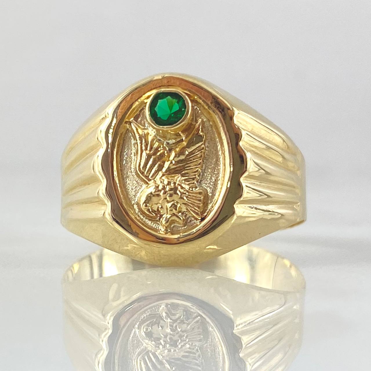 Anillo Sello Aguila 2.6gr / T9 3/4 / Oro 18K ©