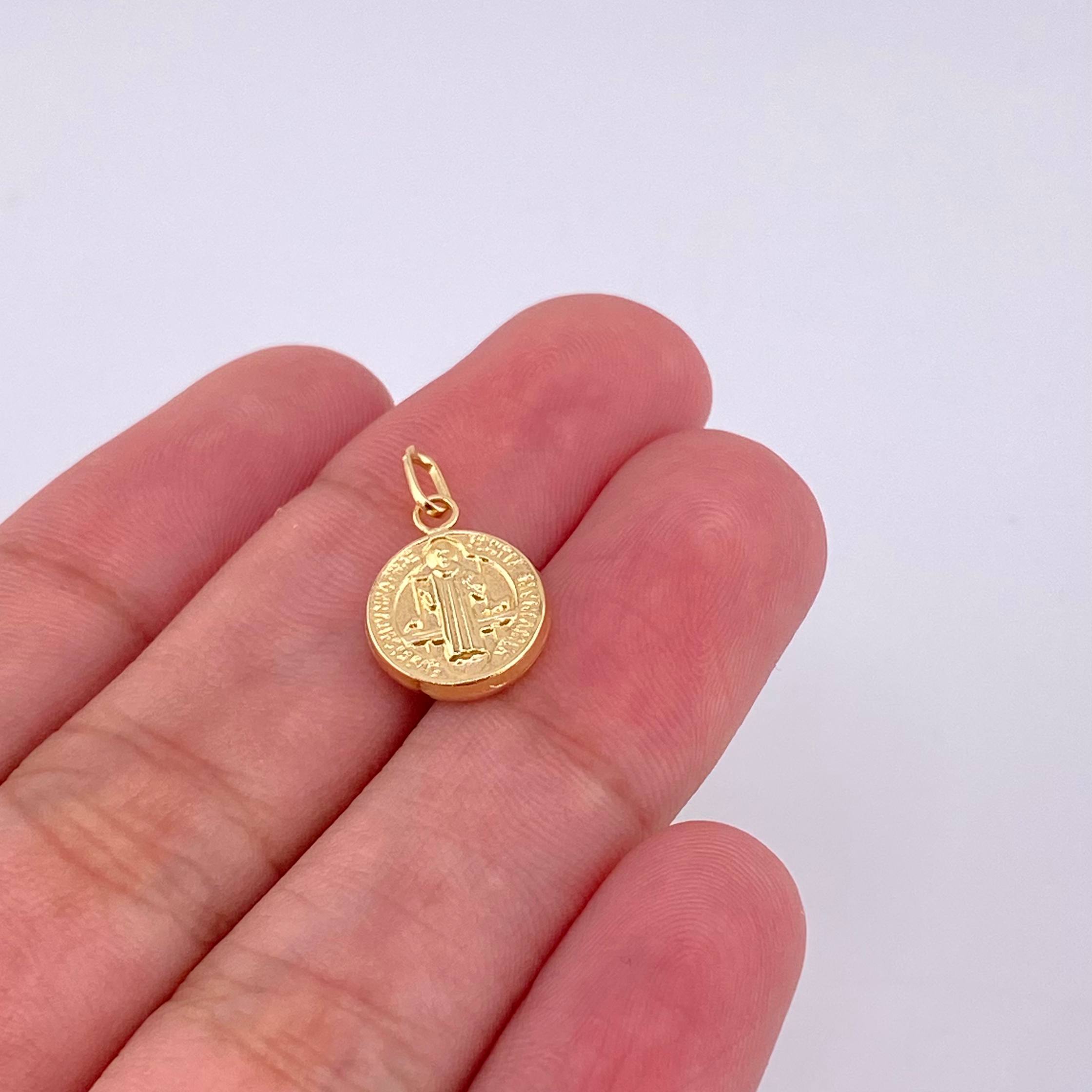 Dije San Benito 0.85g / 2cm Oro Amarillo 18K