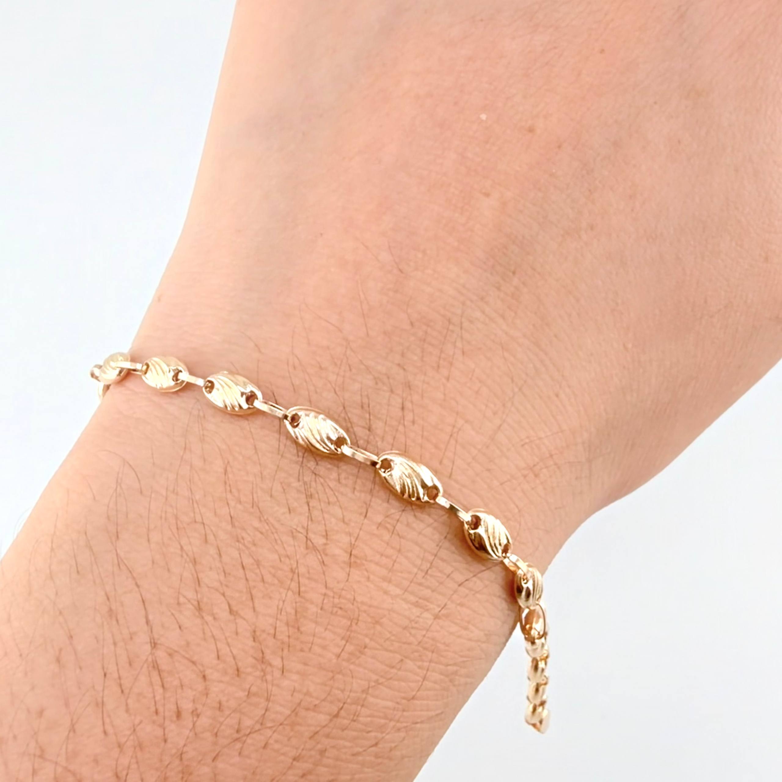 Pulso Rustico Ojivas Curvas 3.05gr / 19cm / 4mm Oro Amarillo 18K *