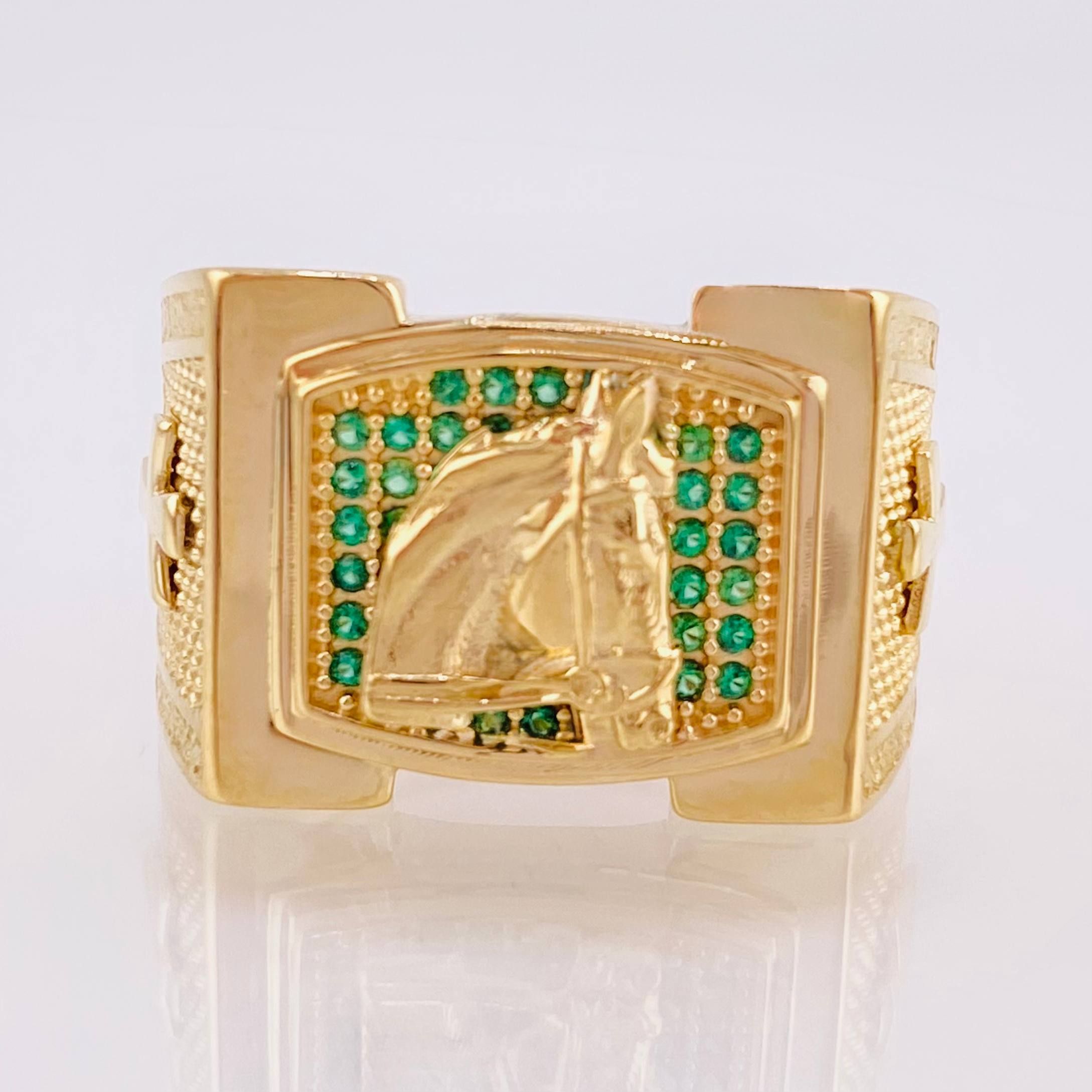 Anillo Caballo Cruzado 7.7gr / T10 / Oro Amarillo 18K