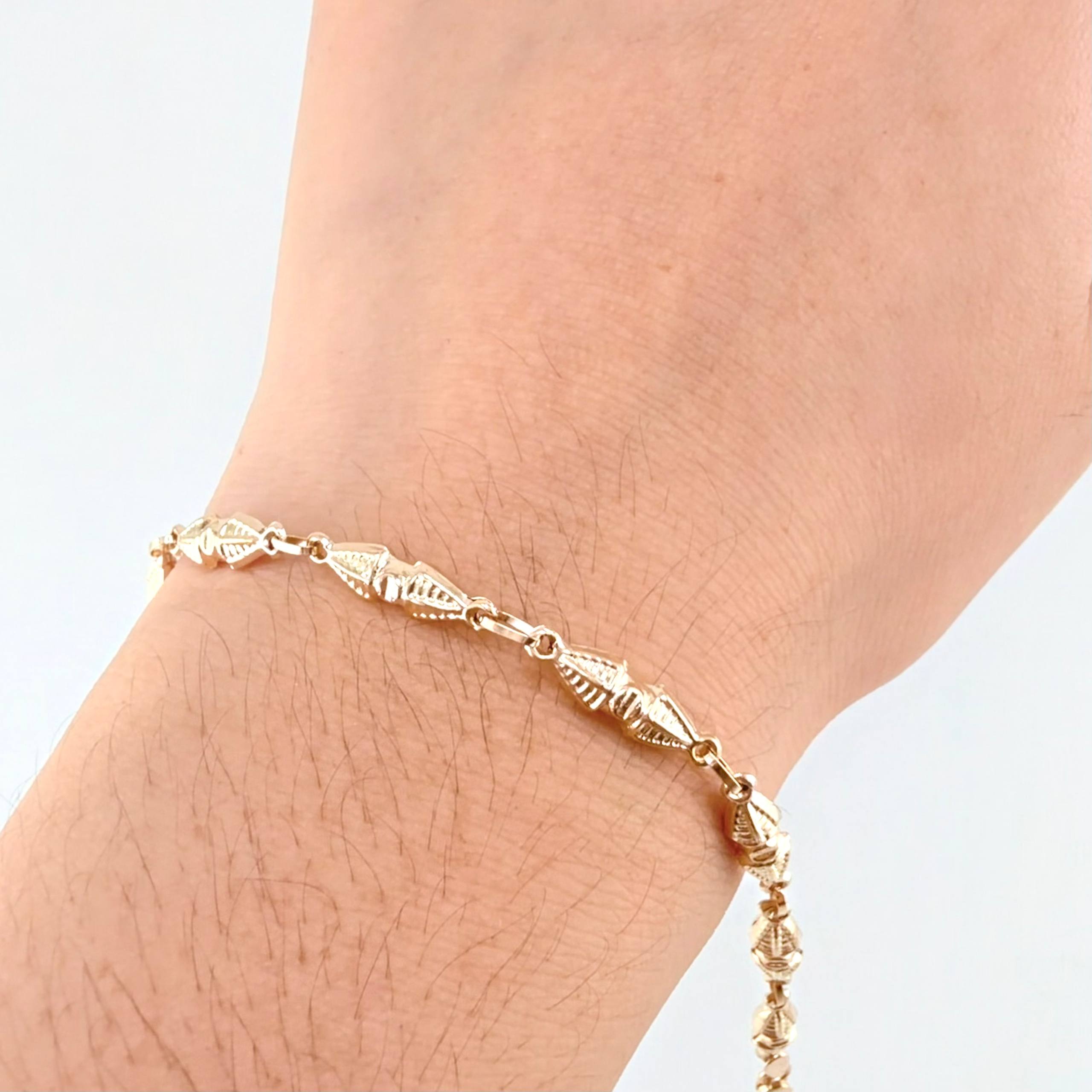 Pulso Rustico Dubai 3.65gr / 18cm / 4.4mm Oro Amarillo 18K *