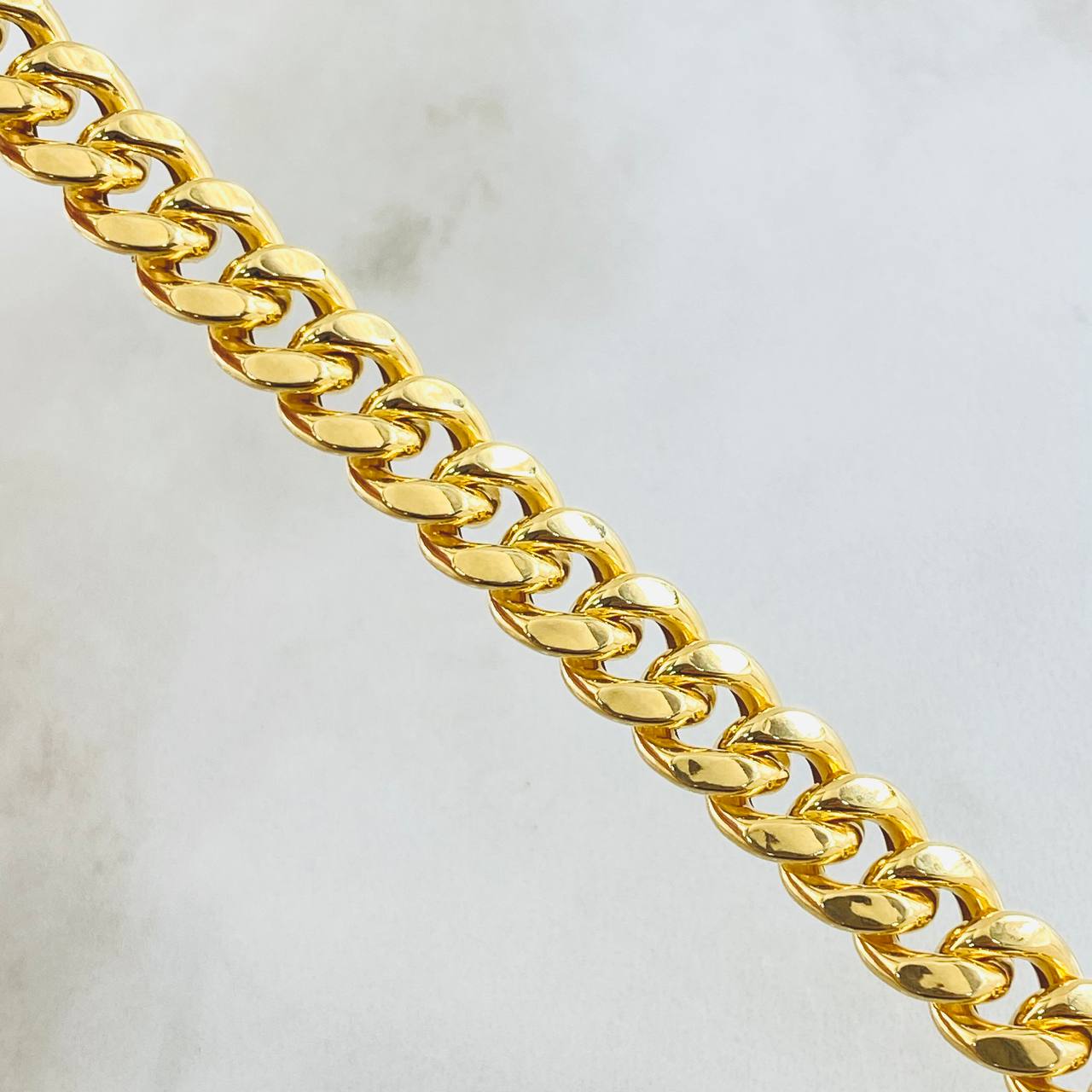 Cadena Cubana 21.65gr / 60cm / Oro Amarillo +1 18K