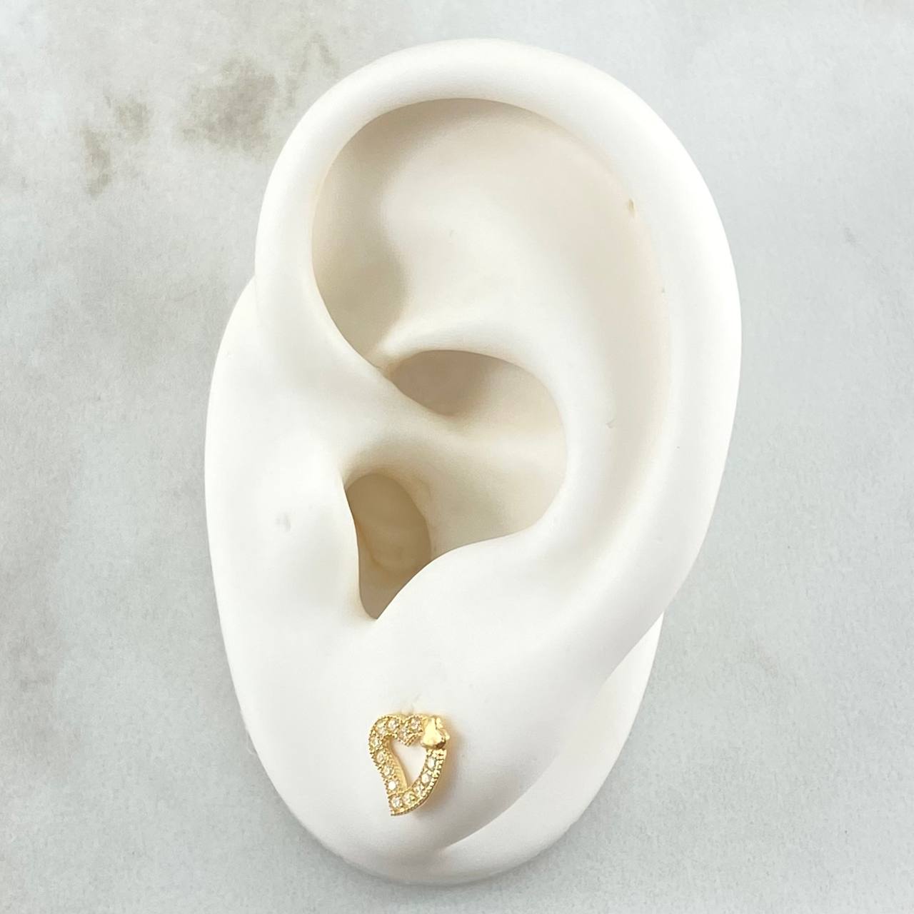 Topos Doble Corazón Oblicuo 0.9gr / 7mm Silueta Circones Blancos Oro Amarillo 18K