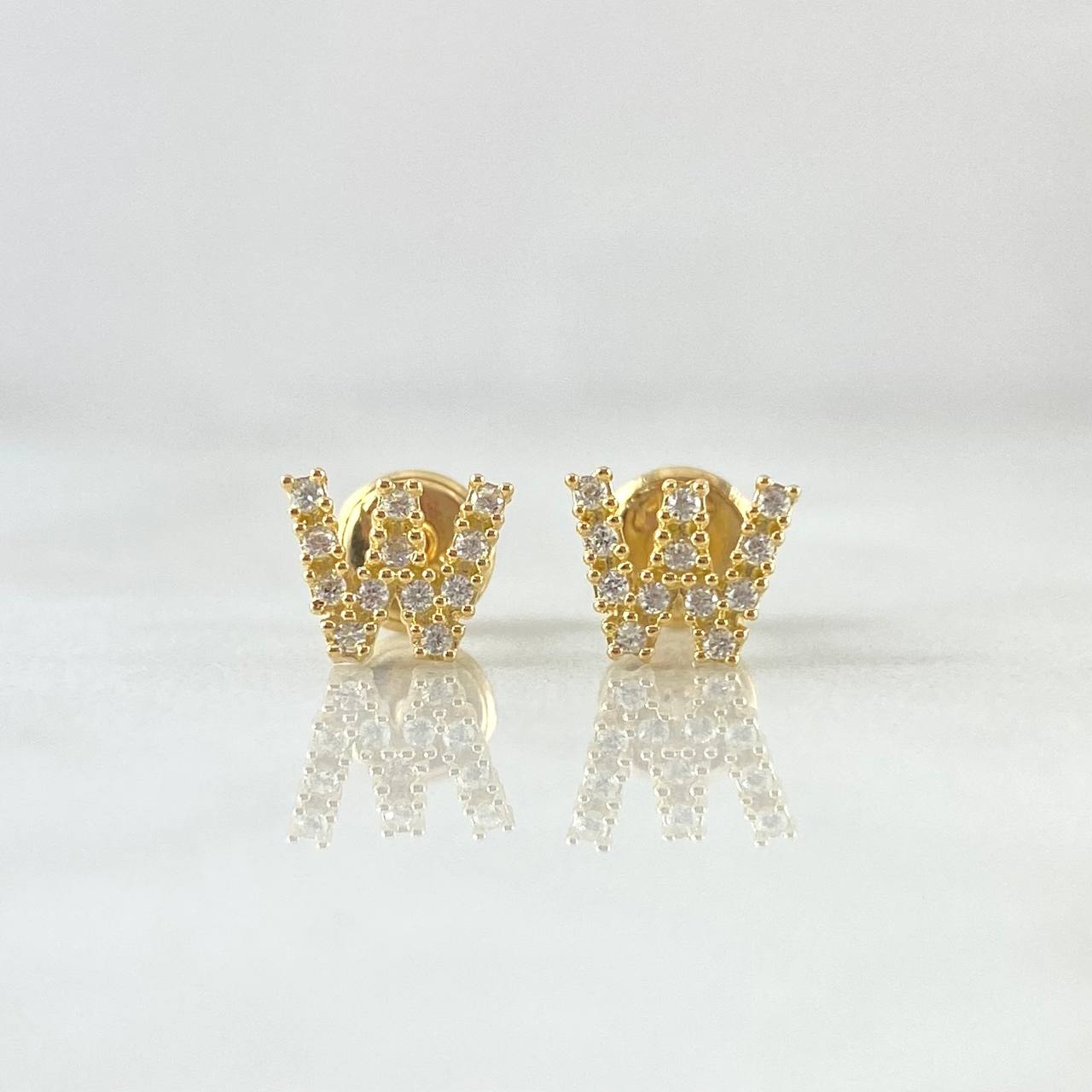 Topos Letra W 0.9gr / 6mm Circones Blancos Oro Amarillo 18K ©