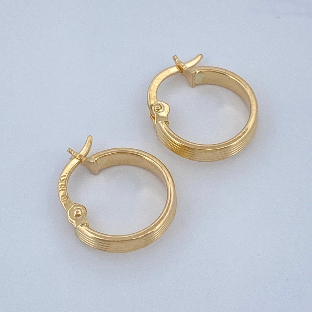 Candongas Andy 0.9gr / 1.5cm / Oro Amarillo 18K &