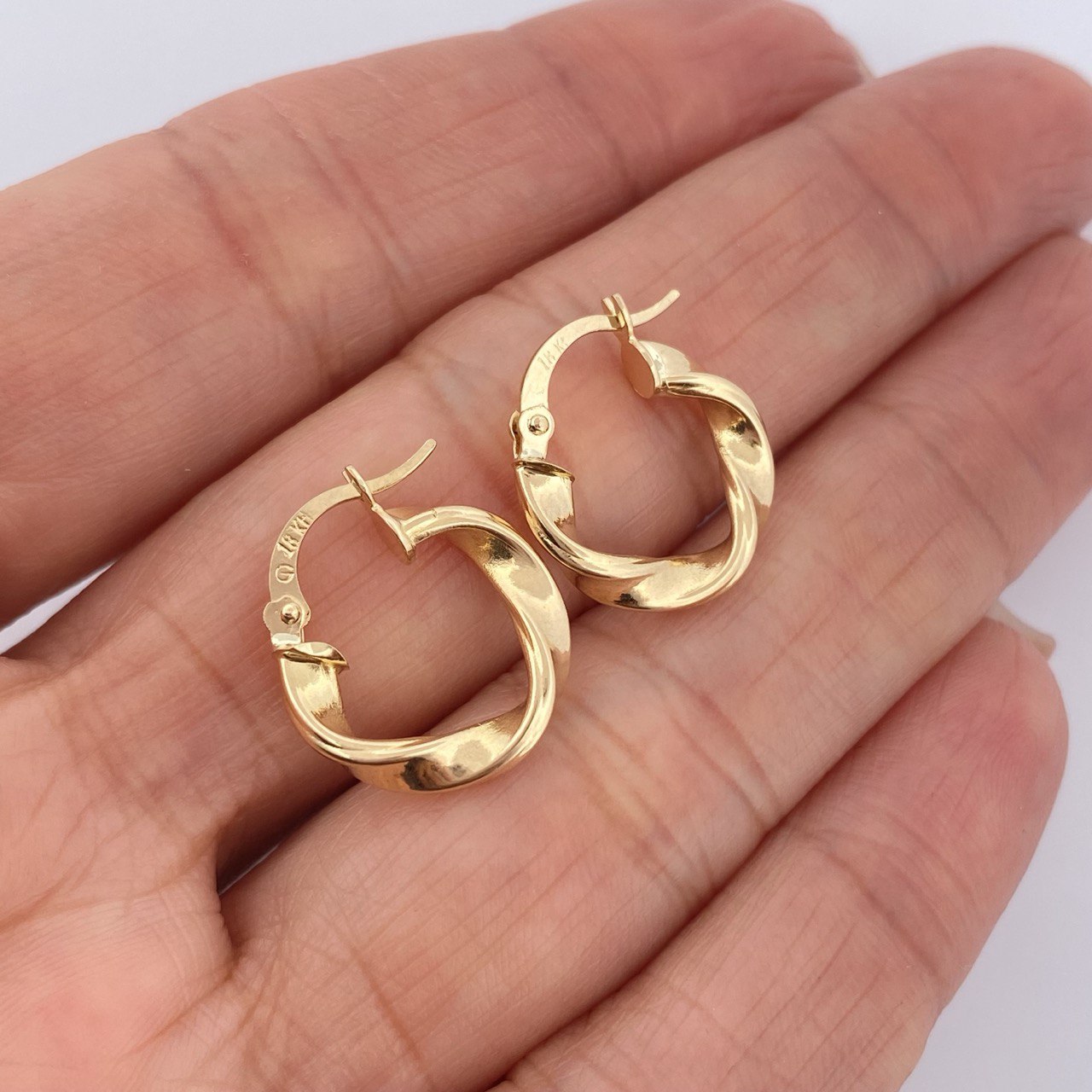 Candongas Charin 1.55gr / 1.8cm / Oro Amarillo 18K &