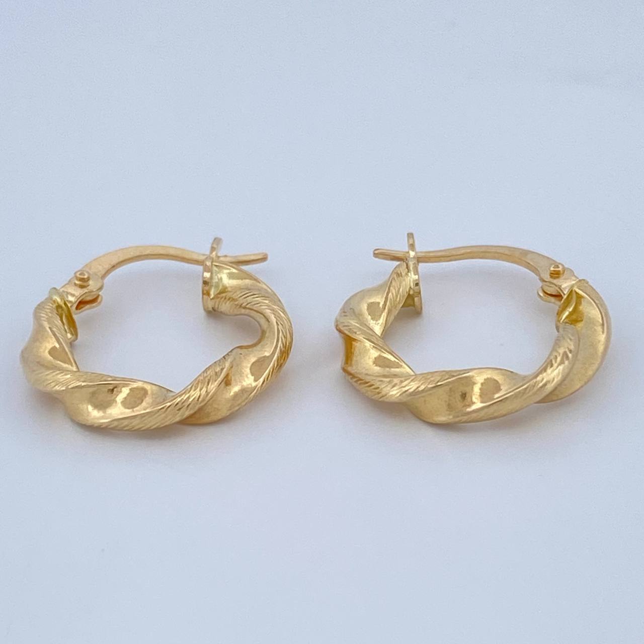 Candongas Deis 1.55gr / 1.8cm / Oro Amarillo 18K &