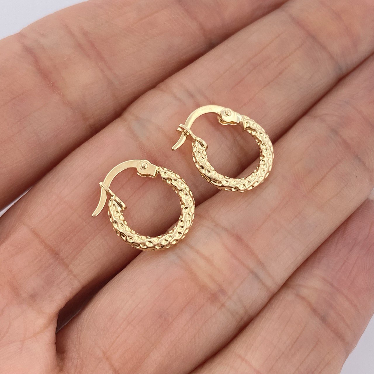 Candongas Carly 0.9gr / 1.6cm / Oro Amarillo 18K &