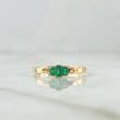 Anillo Trio Rectangulos 2.1gr / T7 1/4 / Esmeraldas 12pts Oro Amarillo 18K (Joya) *