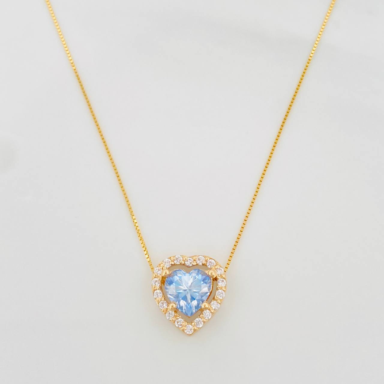 Set Cadena Veneciana + Dije Corazón Moisanitas 1.02 qts / 2.3g / 40cm Oro Amarillo 18K