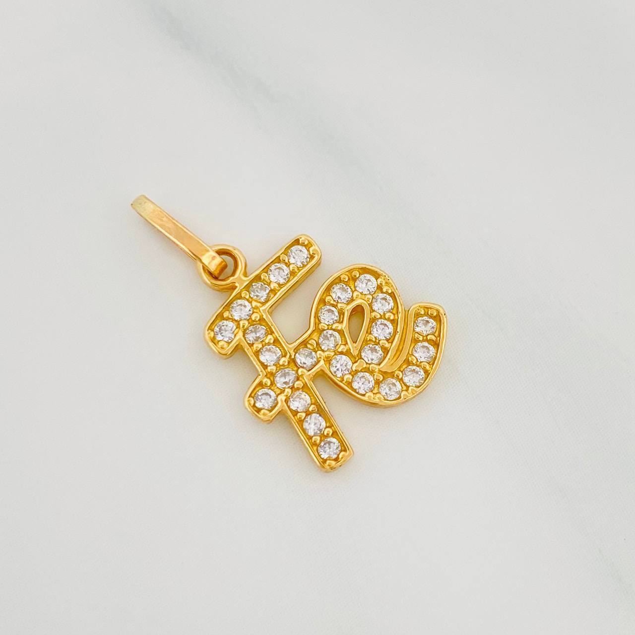 Dije Fe 1.2g / 2cm Oro Amarillo 18K