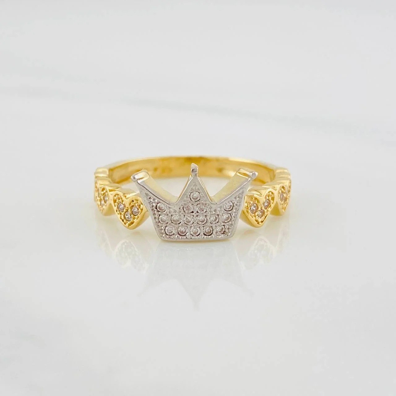 Anillo Corona Corazones 2.8g / T7 Oro Amarillo 18K