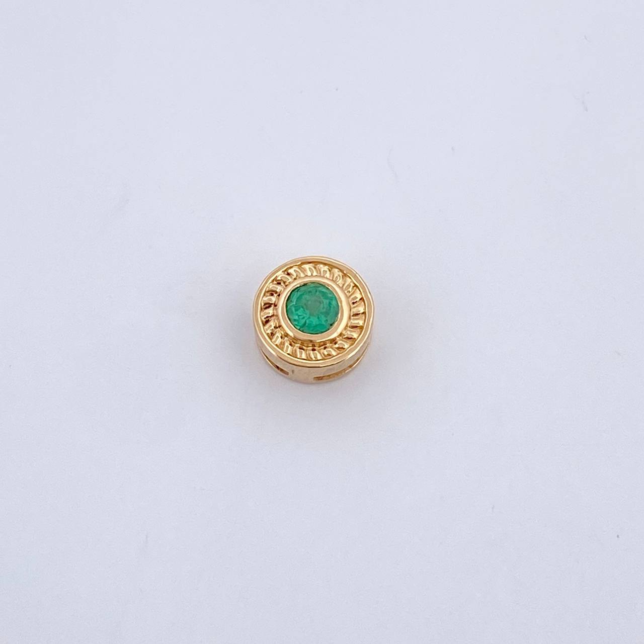 Herraje Circulo 0.75gr / 0.4cm / Esmeralda 12 Pts Oro Amarillo 18K (Joya) &