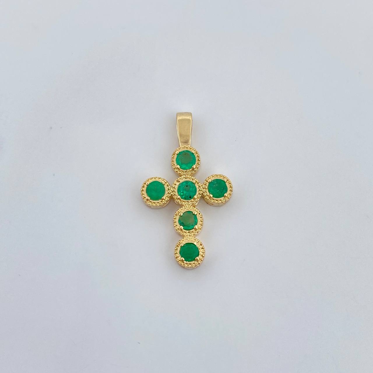 Dije Cruz Tupida 1.45gr / 2.3cm / Esmeraldas 60 Pts Oro Amarillo 18K (Joya) &