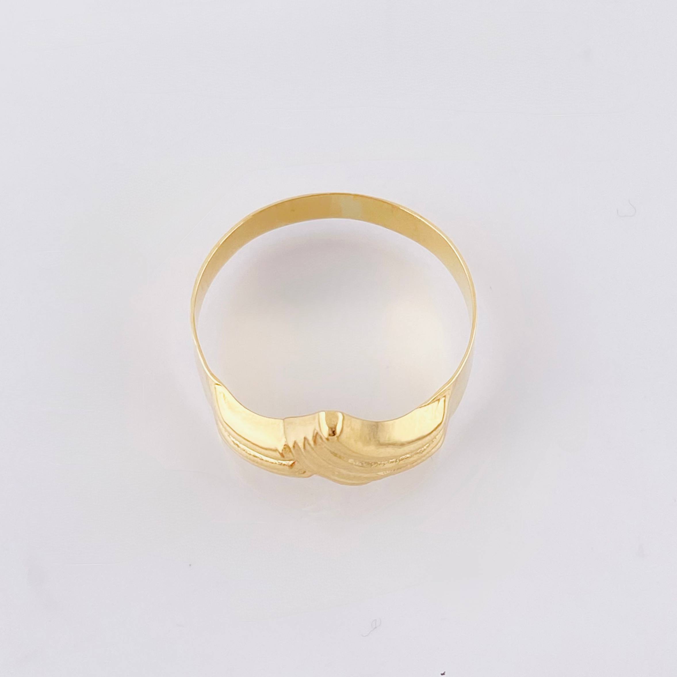 Anillo Curva Enlazada 1.65gr / T8 1/2 / Oro Amarillo 18K