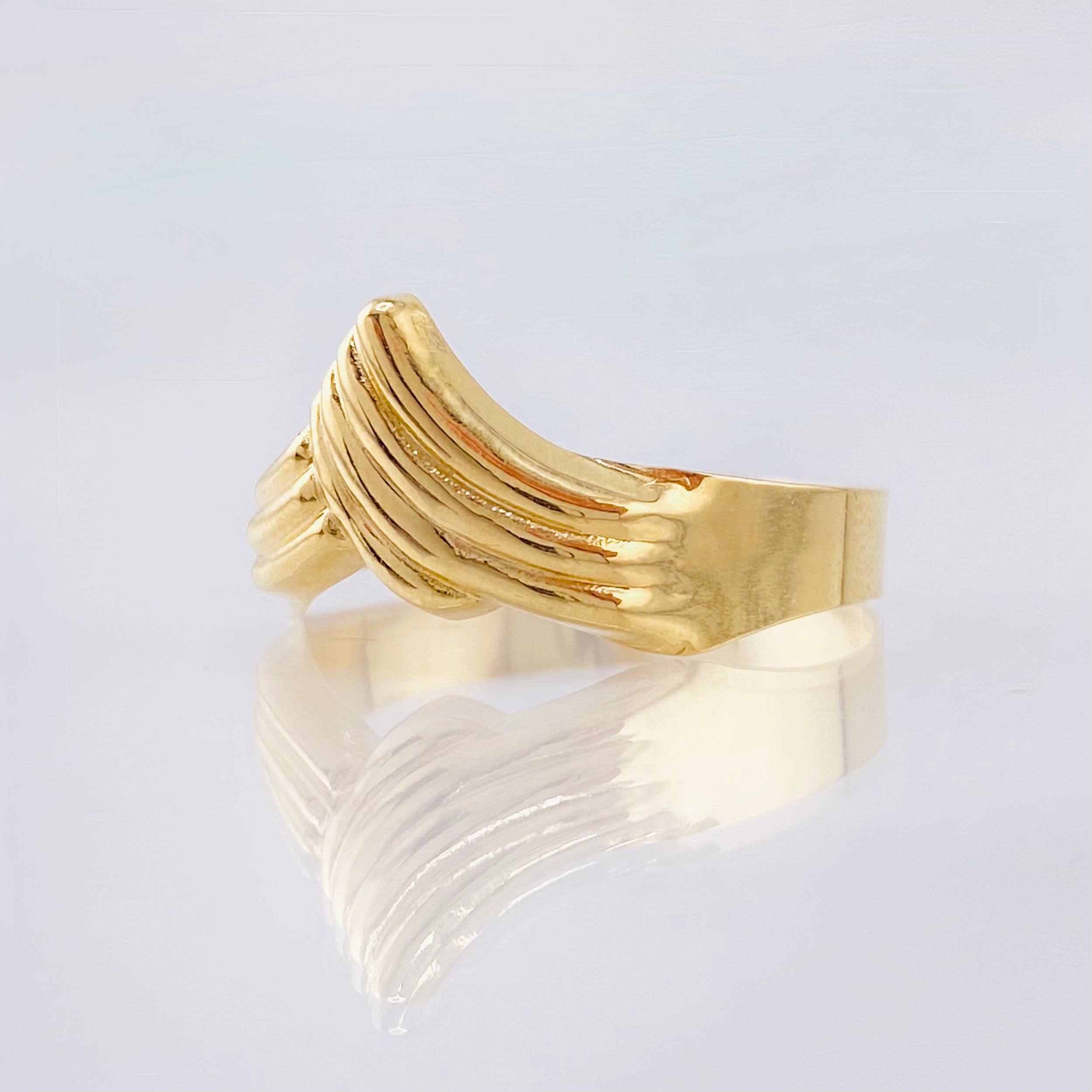 Anillo Curva Enlazada 1.7gr / T7 3/4 / Oro Amarillo 18K *