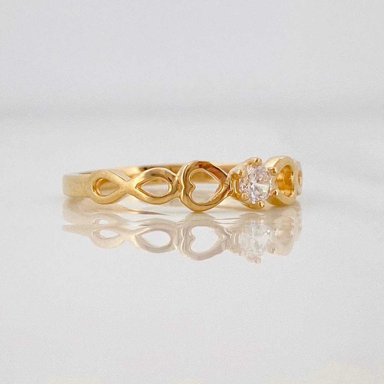 Anillo Solitario Infinito 1.5g / T6 Oro Amarillo 18K