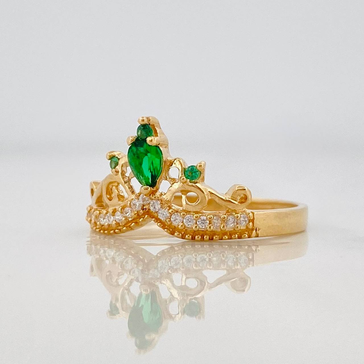 Anillo Corona 2.05g / T7 1/4 Oro Amarillo 18K