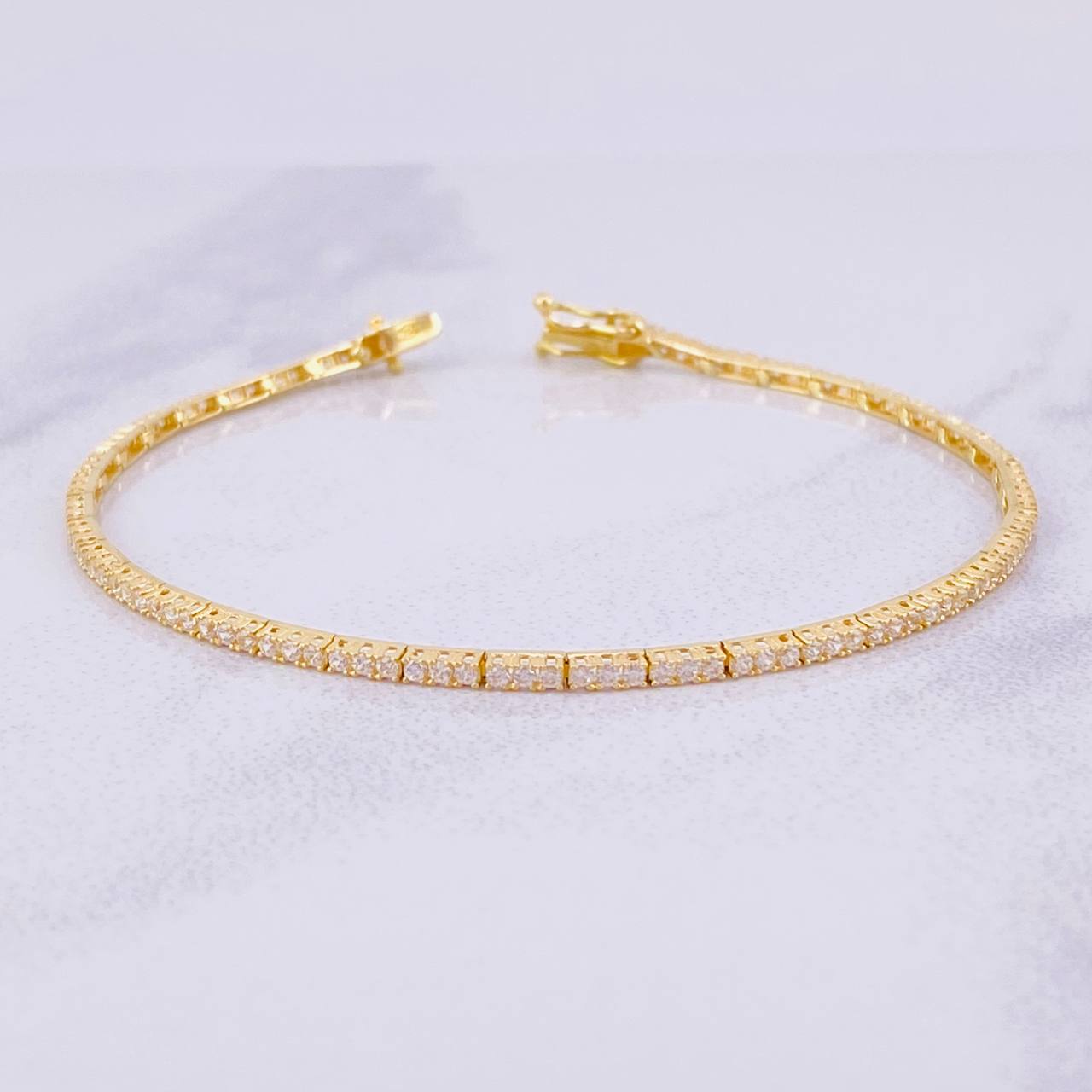 Pulso Tenis 4.2g / 17.6cm / 1.8mm Oro Amarillo 18K