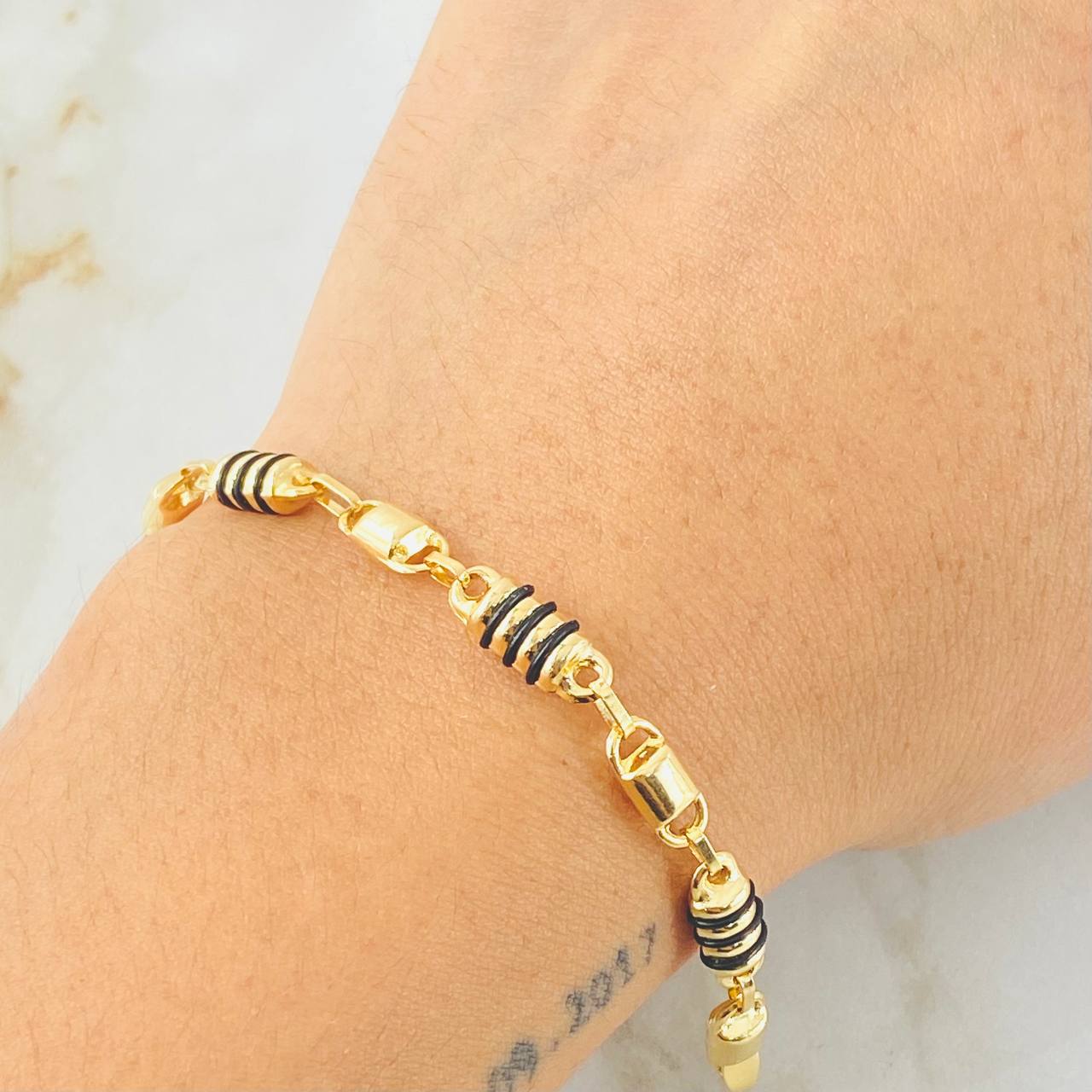 Pulso Rústico 5gr / 19.5cm / Oro Amarillo 18K