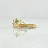 Anillo Corona Corazón Estilizado 1.4gr / T6 1/2 / Circones Blancos Verdes Oro Amarillo 18K ©
