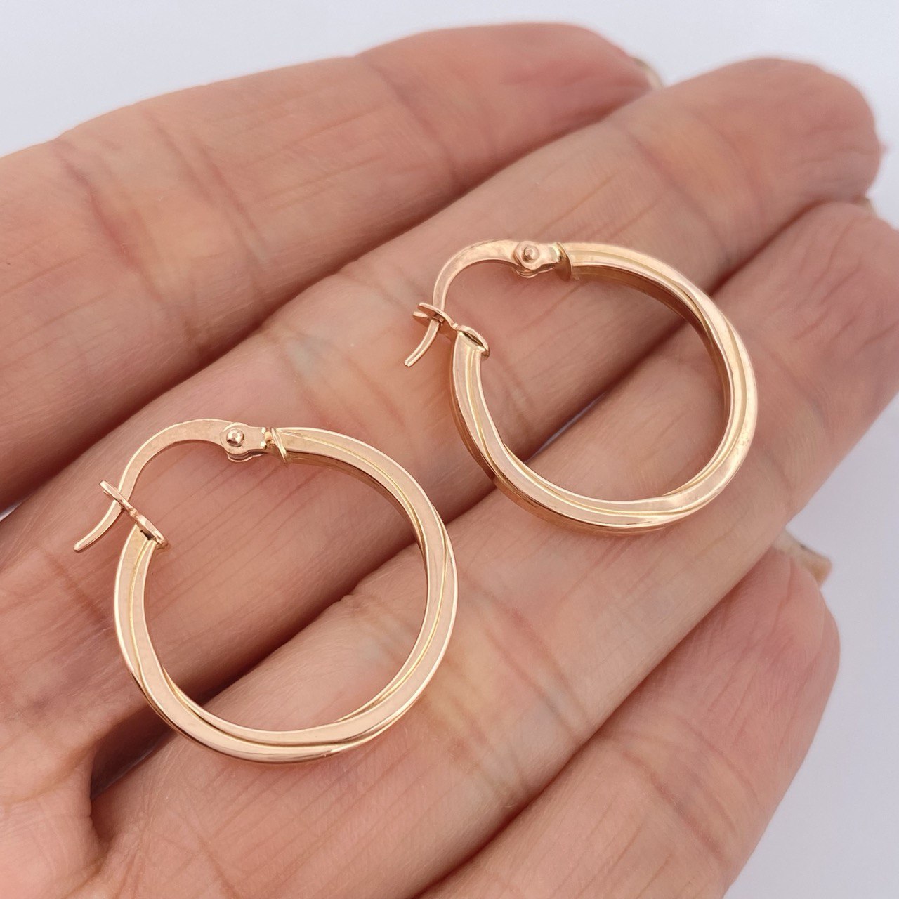 Candongas Osiris 1.55gr / 2.3cm / Oro Rosa 18K &