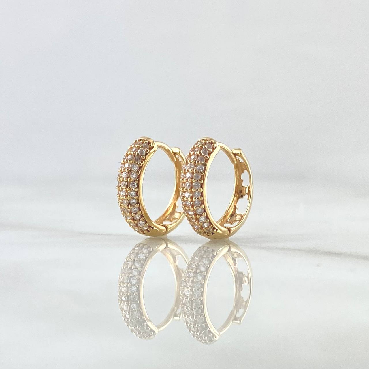 Candongas Carril 2.75gr / 1.4cm / Circones Blancos Oro Amarillo 18K ©
