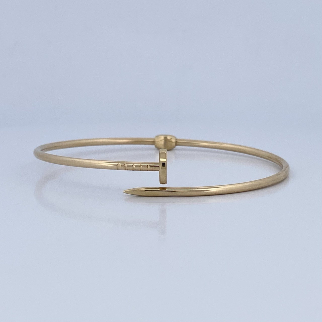 Pulso Aro Clavo 5.15gr / 17.2cm / Oro 18K