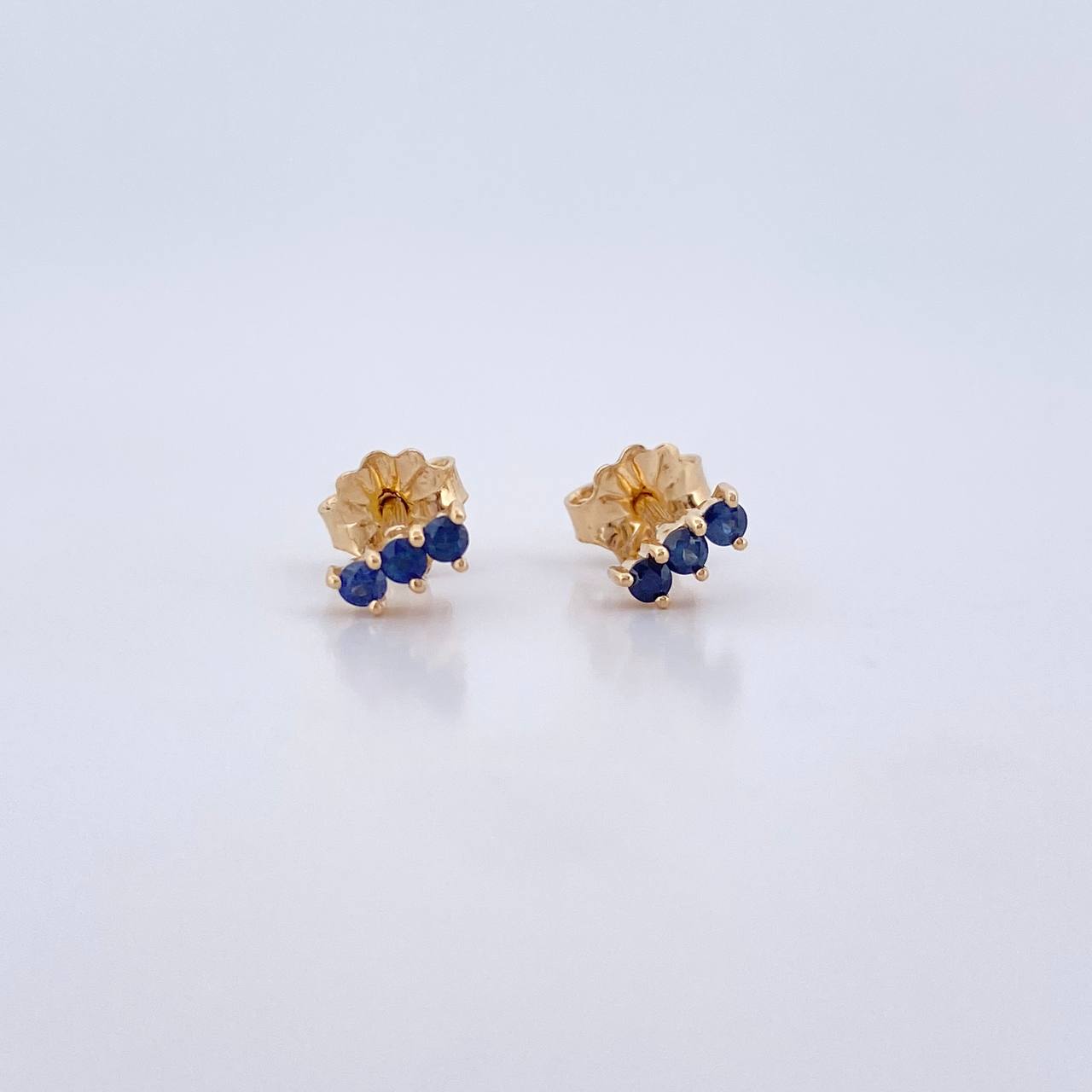 Topos Linea 0.8gr / Zafiros 15 Pts Oro Amarillo 18K (Joya) &