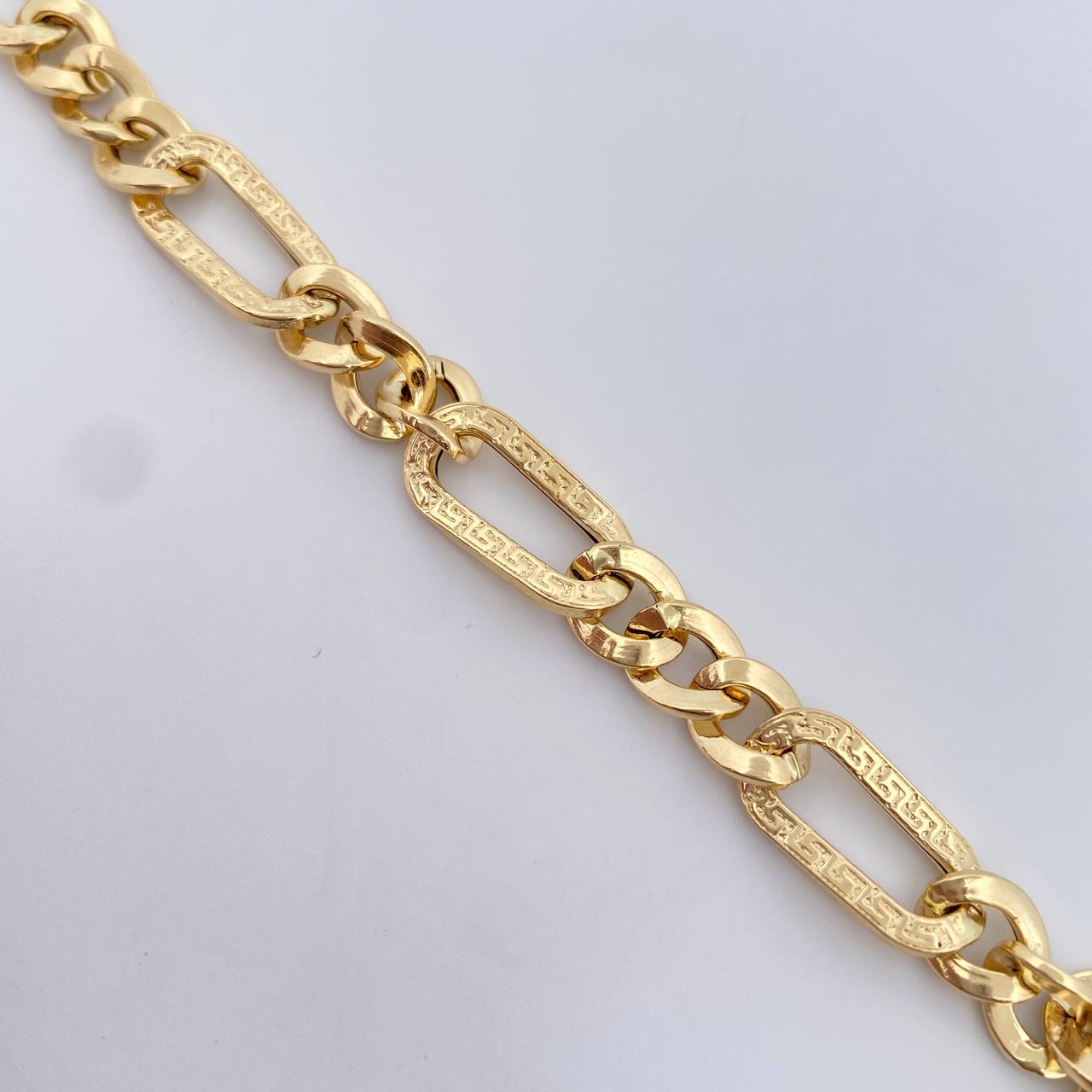 Pulso Figaro 4.15gr / 19.2cm / 8.12mm Tribal Oro Amarillo +3 18K &